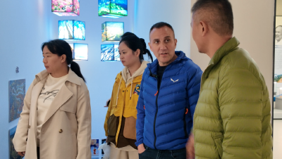 大别山地质科普教育基地引来西班牙知名学者点赞