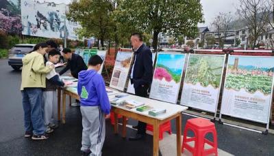 普法宣传进湾组 筑牢野生动植物保护防线