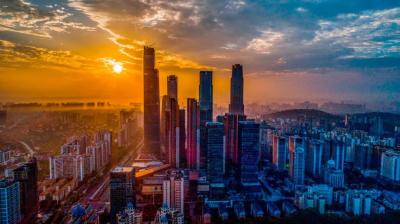 【唱响中国经济“光明论”】GDP超百万亿元，意味着什么？