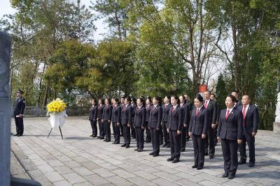 【我们的节日·清明】远安县法院开展清明祭扫主题党日活动