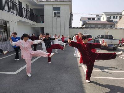 旧县镇：家门口的“太极学堂” 添彩银龄生活