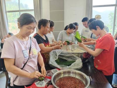 【我们的节日·端午】花林寺镇：浓情端午 乐在其“粽”