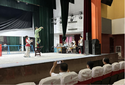 名师指导 薪火相传——省戏剧家协会专家到远安花鼓剧团调研指导