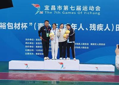 【活力远安】两金一银！谭昌俊在市七运会田径赛场勇夺佳绩