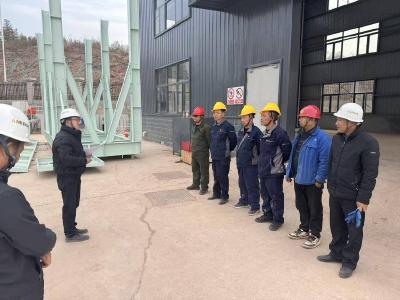 【聚焦安全生产】栖凤新材料公司开展机械伤害安全培训 筑牢生产线安全防线