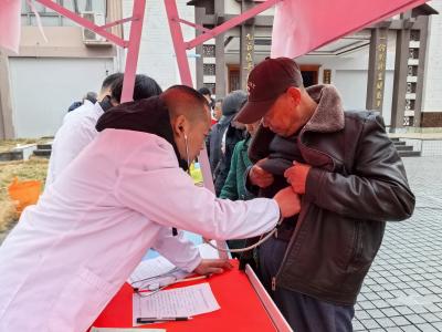 【文明远安】茅坪场镇中心卫生院：健康服务进年集 惠民温情暖新春