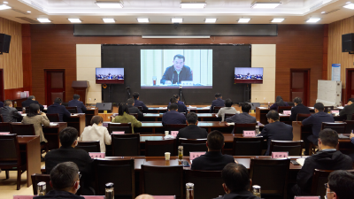 我市集中收听收看黄冈市优化营商环境大会