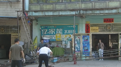 石佛寺镇：群众主动拆除乱建 拆出美丽城乡新“颜值”