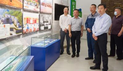 胡昊调研项目建设、服务企业、公共服务人员住房保障和综合行政执法体制改革等工作