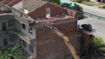 梅川镇：G220梅川段房屋征迁工作全面清零
