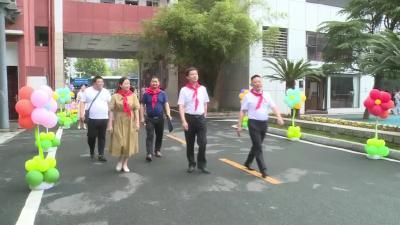 王光华开展“六一”儿童节走访慰问活动