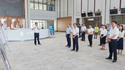我市开展重点项目建设拉练活动
