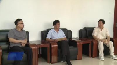 市融媒体中心慰问退役军人