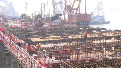 决战四季度 决胜全年红｜ 湖北恒鹏物流码头：抢抓黄金施工期 项目建设 “加速度”