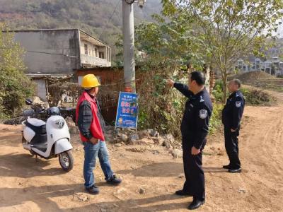 新闻速览 | 湖北民本氧化钙首次出口巴布亚新几内亚◆融媒“红马甲”服务“攻坚战”