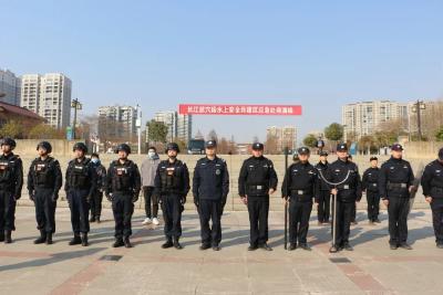两地联动 多警种实战演练在武穴超燃上演！
