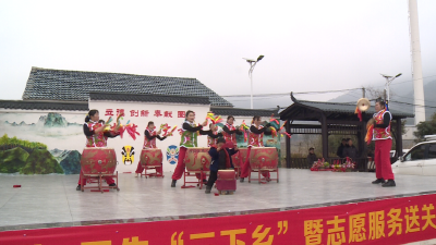 贯彻落实市委全会精神 | 余川镇：科技文化卫生“三下乡”把温暖送到群众心坎上