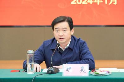 我市召开离退休老同志情况通报会暨迎新春座谈会