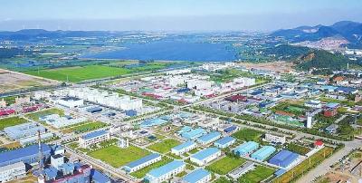 在该干什么的地方干什么！今天黄冈日报这样报道武穴→
