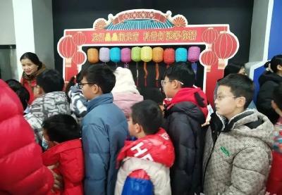 趣味灯迷闹元宵 武穴法治宣传上“新”更上“心” 