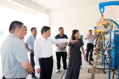 胡昊检查督导燃气管网改造及城区易涝点整治工作