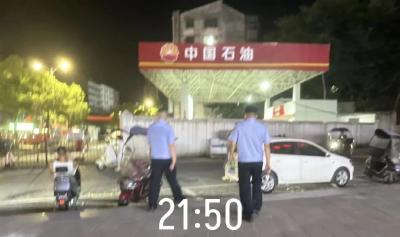 守護夏夜治安！武穴公安在行動→