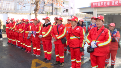 市领导看望慰问春节期间坚守岗位的一线人员 
