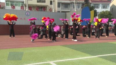 探班武穴春晚：春晚脚步近  演员排练忙
