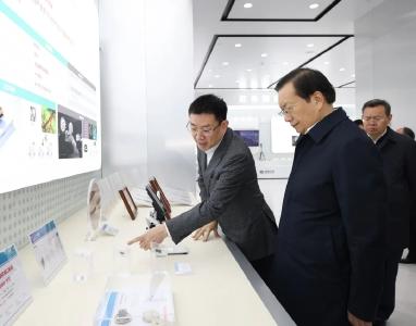 王忠林：持续深入开展“解难题、稳增长、促发展”企业帮扶活动