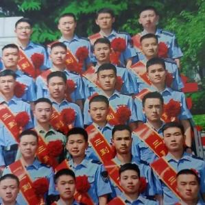 余川小伙，获评“四有”优秀军官！ 