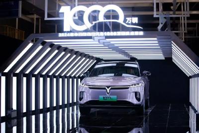 销量榜登顶！三款“湖北造”车型亮相欧洲