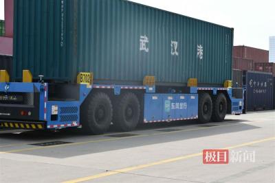 打造智慧型港口2.0！东风无人集卡助力阳逻港转型升级