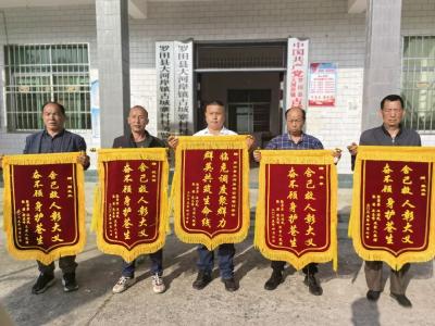 15分钟救起4人！为他们的见义勇为点赞