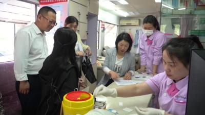 蔡慧检查指导无偿献血工作 政府机关带头献爱心