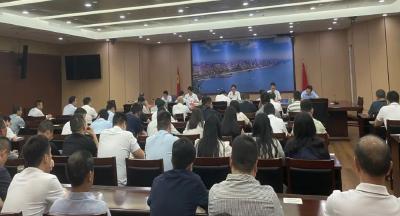 市政府办开展集中整治违规吃喝、酒驾醉驾、打牌赌博全员提醒谈话