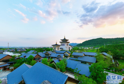 钢铁动脉叩开山门 湖北大别山老区焕发经济新活力