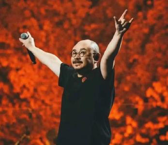 “演艺+”激活一座城