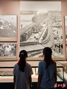 《为了民族解放与世界和平》主题展览上的武汉—— 抗战的中心城市之一