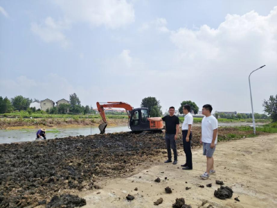 花桥镇：全力以赴抗旱保供水