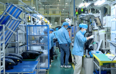 敲门“小鹏”的69天，洪湖市新滩镇“每周益企”辩证法打开发展新天地 