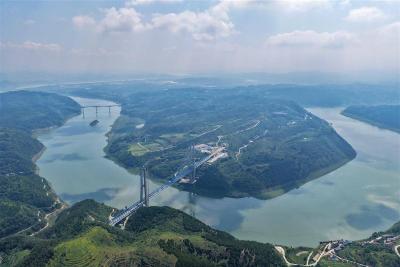 为了呵护南水北调水源地 西十高铁汉江特大桥“逼”出世界之最