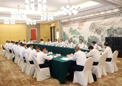 王忠林参加省委十二届十次全会分组讨论 站位全局深化认识 扛牢使命保持定力 推动支点建设乘势而进聚势开新