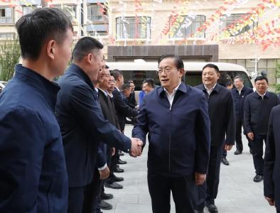 王忠林率湖北省党政代表团赴西藏山南学习考察并看望慰问援藏干部人才 用心用情用力 把对口援藏工作做得更扎实更有效 嘎玛泽登参加