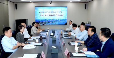 查俊赴武汉对接智能化新能源船舶产业