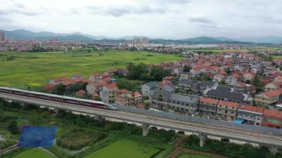 花桥兰杰村红色教育基地正式启用 以红色文化献礼祖国