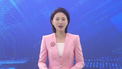 市园林绿化中心为15万株树木穿上“防寒衣”