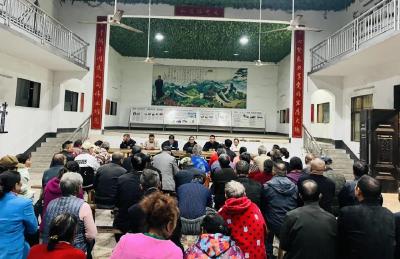 武穴市刊江街道刘桂社区 “垸子夜话” 烟火气拉满：围坐唠家常，难题变实事