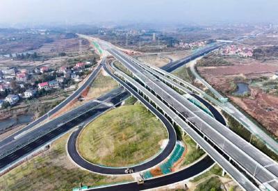 武黄高速即将通车！新增武昌鱼服务区→