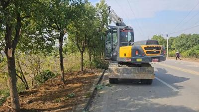 梅川太会整活！乡村道路“素颜”逆袭，“美颜”效果直接焊死～