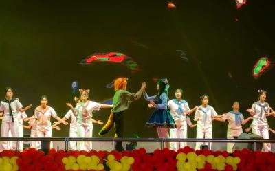 戳进来！职教中心这台晚会太“燃”了～～